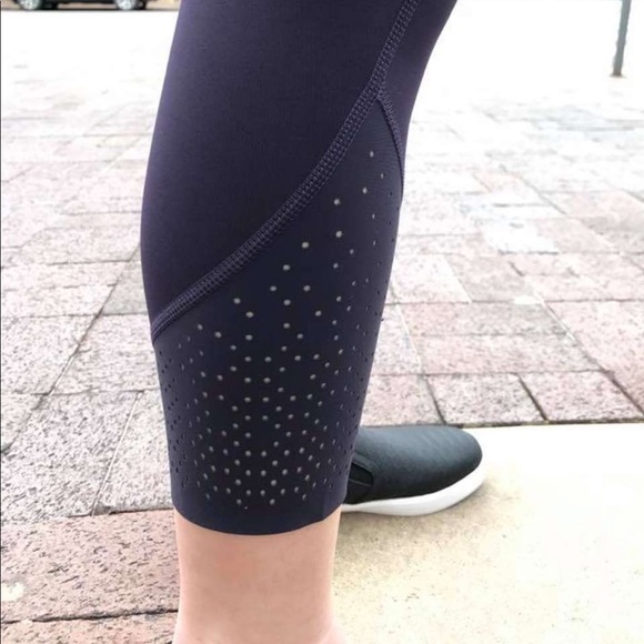 Lululemon ANEW Tights— Black Currant RARE - Picture 4 of 8